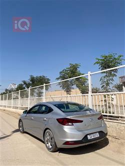 هیوندای ئەلەنترا